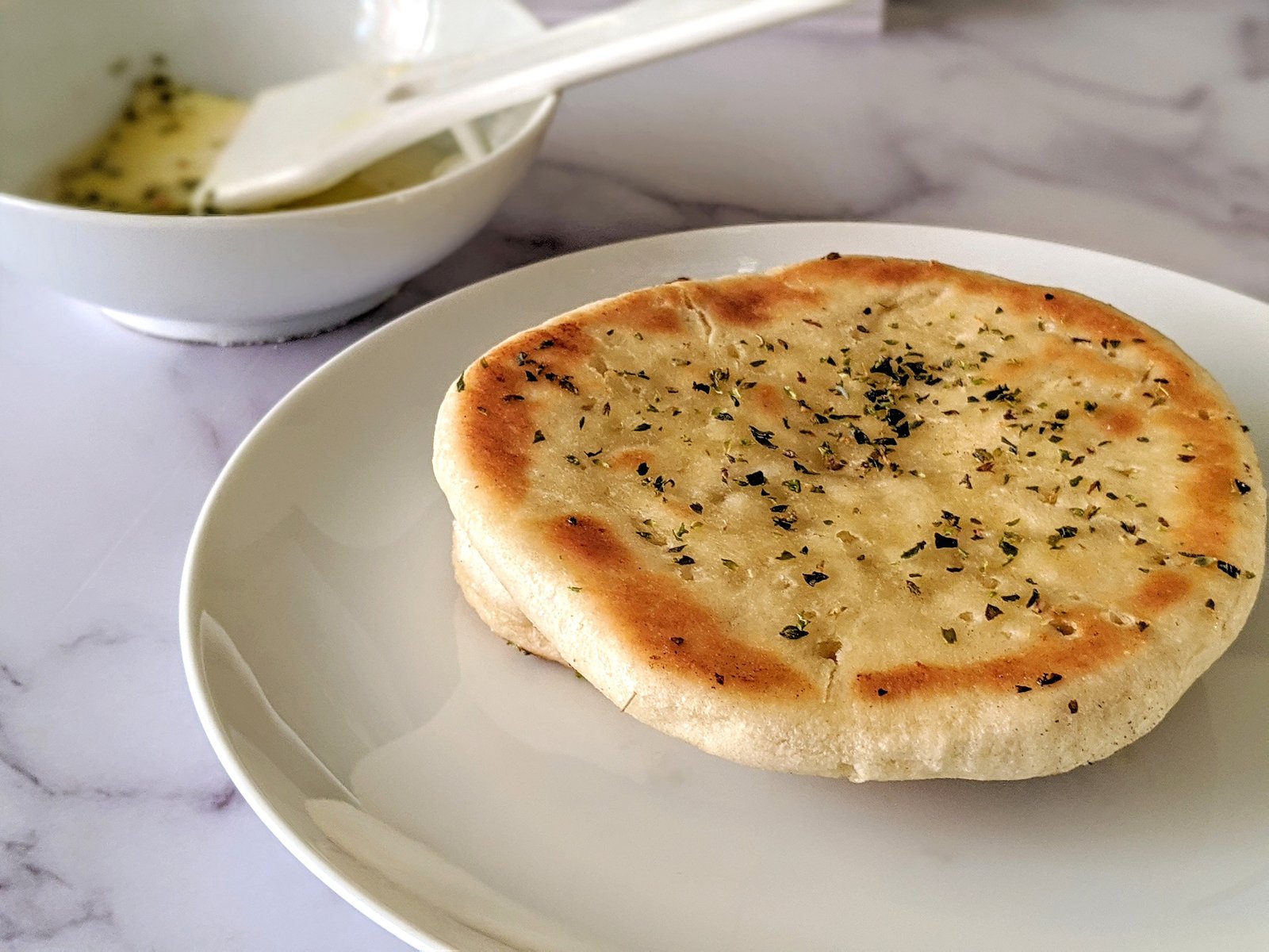 00100lrPORTRAIT_00100_BURST20200419152107969_COVER_2 (1)